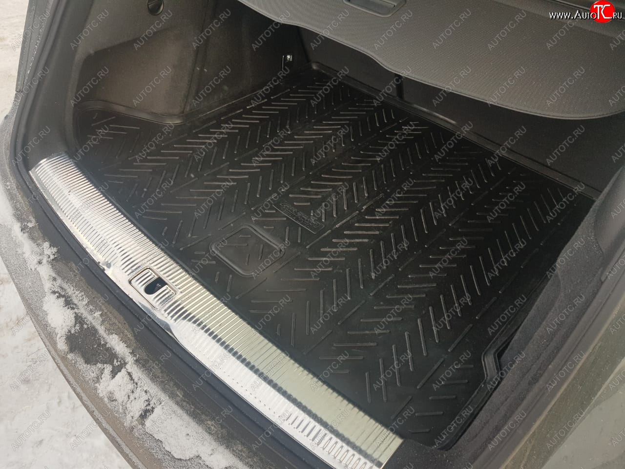 1 779 р. Коврик в багажник Aileron  Audi Q3  8U (2014-2018) рестайлинг  с доставкой в г. Воронеж