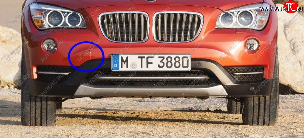 619 р. Заглушка в передний бампер SAT (под крюк, рестайлинг)  BMW X1  E84 (2009-2015) (Неокрашенная)  с доставкой в г. Воронеж