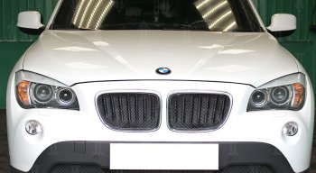 6 199 р. Защитная сетка решетки радиатора Стрелка 11 Премиум (алюминий)  BMW X1  E84 (2009-2015) (Цвет: черный)  с доставкой в г. Воронеж. Увеличить фотографию 2