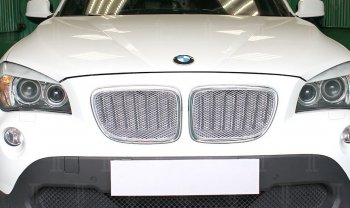 6 499 р. Защитная сетка решетки радиатора Стрелка 11 Премиум (алюминий)  BMW X1  E84 (2009-2015) (Цвет: хром)  с доставкой в г. Воронеж. Увеличить фотографию 2