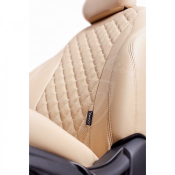 14 349 р. Чехлы для сидений Lord Autofashion Байрон (экокожа, 60/40, 2 Г-образных подголовника)  Chevrolet Aveo  T300 (2011-2015) седан, хэтчбек (Бежевый, вставка бежевая, строчка бежевая)  с доставкой в г. Воронеж. Увеличить фотографию 3