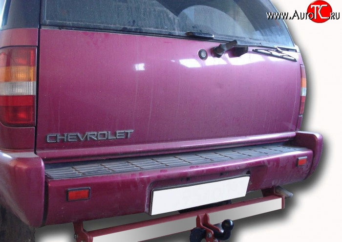 7 949 р. Фаркоп Лидер Плюс (с нерж. пластиной)  Chevrolet Blazer  S15 (1995-1997) 5 дв. дорестайлинг (Без электропакета)  с доставкой в г. Воронеж
