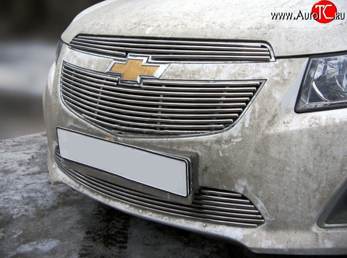 4 399 р. Декоративная вставка воздухозаборника Berkut Chevrolet Cruze J300 седан рестайлинг (2012-2015)  с доставкой в г. Воронеж