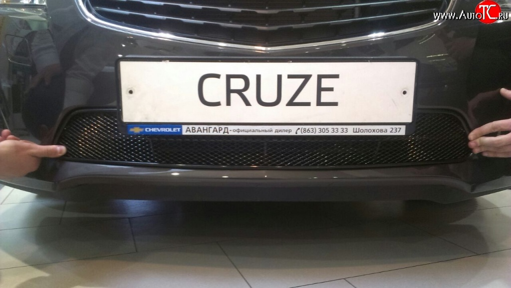 2 899 р. Сетка на бампер Novline Chevrolet Cruze J300 седан рестайлинг (2012-2015)  с доставкой в г. Воронеж