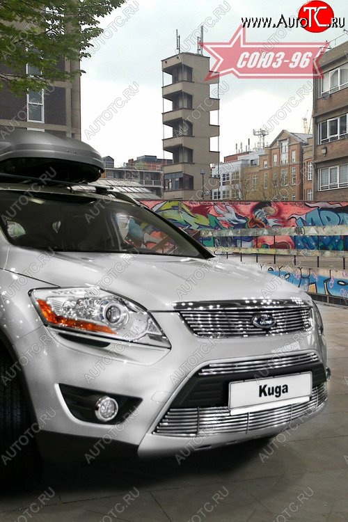 5 579 р. Декоративная вставка воздухозаборника в бампер Souz-96  Ford Kuga  1 (2008-2013)  с доставкой в г. Воронеж
