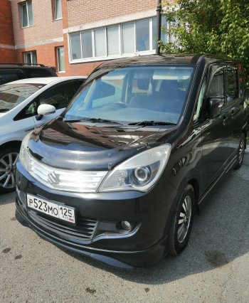 2 479 р. Дефлектор капота CA-Plastiс  Suzuki Solio (2010-2015) дорестайлинг, рестайлинг (Шелкография черная)  с доставкой в г. Воронеж. Увеличить фотографию 3