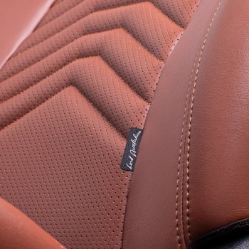 21 349 р. Чехлы для сидений Lord Autofashion Байрон ПРЕЗИДЕНТ (экокожа, спинка 60/40, 3 Г0образных подголовника)  Hyundai Solaris  HCR (2017-2022) седан дорестайлинг, седан рестайлинг (Коричневый, вставка коричневая, строчка коричневая)  с доставкой в г. Воронеж. Увеличить фотографию 2