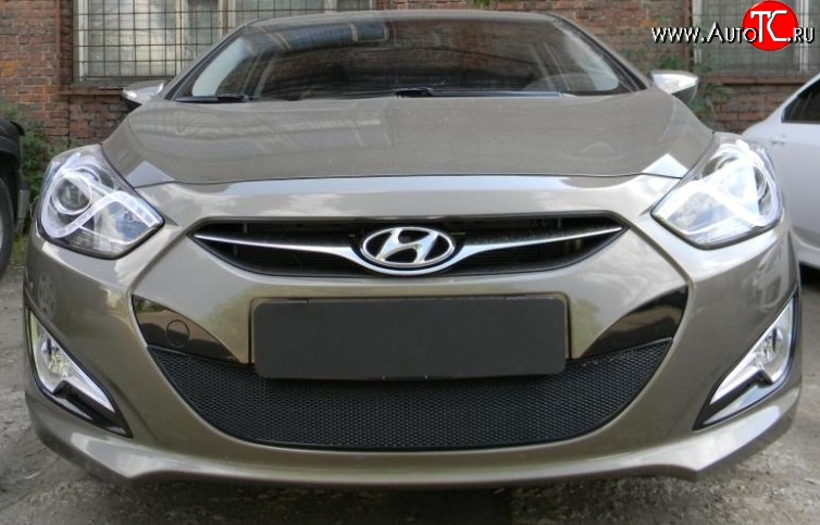 2 099 р. Сетка на бампер Russtal (черная) Hyundai I40 1 VF рестайлинг универсал (2015-2019)  с доставкой в г. Воронеж