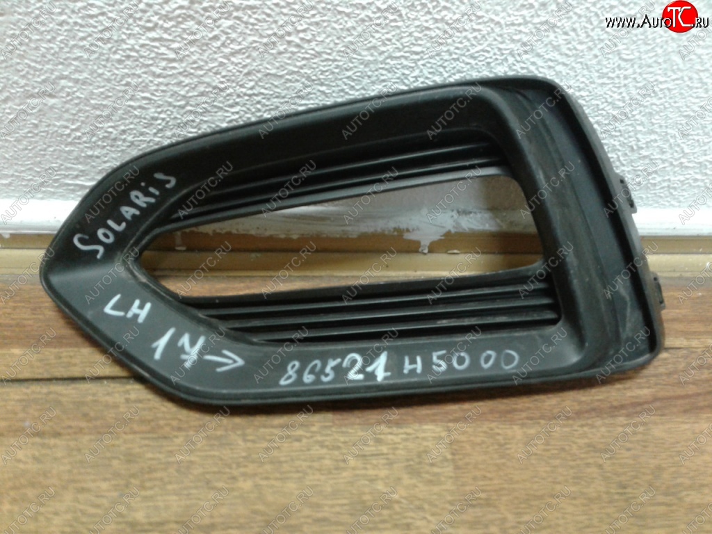 2 359 р. Рамка противотуманной фары Стандартная (левая) Hyundai Solaris HCR седан дорестайлинг (2017-2020)  с доставкой в г. Воронеж