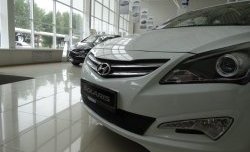 2 099 р. Сетка на бампер Russtal (черная) Hyundai Solaris RBr седан рестайлинг (2014-2017)  с доставкой в г. Воронеж. Увеличить фотографию 4
