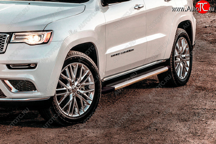 10 399 р. Пороги алюминиевые Slitkoff  Jeep Grand Cherokee  WK2 (2013-2018) 1-ый рестайлинг (Luxe Silver)  с доставкой в г. Воронеж