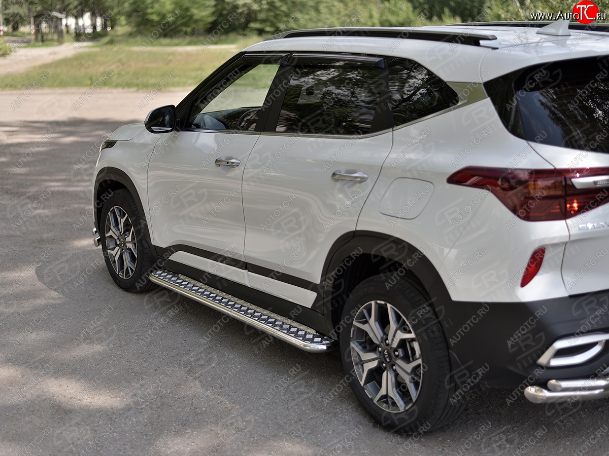 35 549 р. Порожки для ног SLITKOFF (Ø42 мм)  KIA Seltos (2019-2025) (Лист нержавейка, труба - нержавейка)  с доставкой в г. Воронеж
