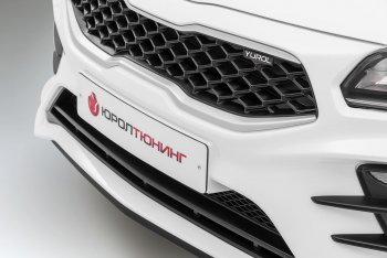 20 799 р. Передний бампер Kudos LUX  KIA Rio  4 FB (2016-2020) дорестайлинг седан (Под прямоугольные ДХО с ПТФ, Неокрашенный)  с доставкой в г. Воронеж. Увеличить фотографию 2