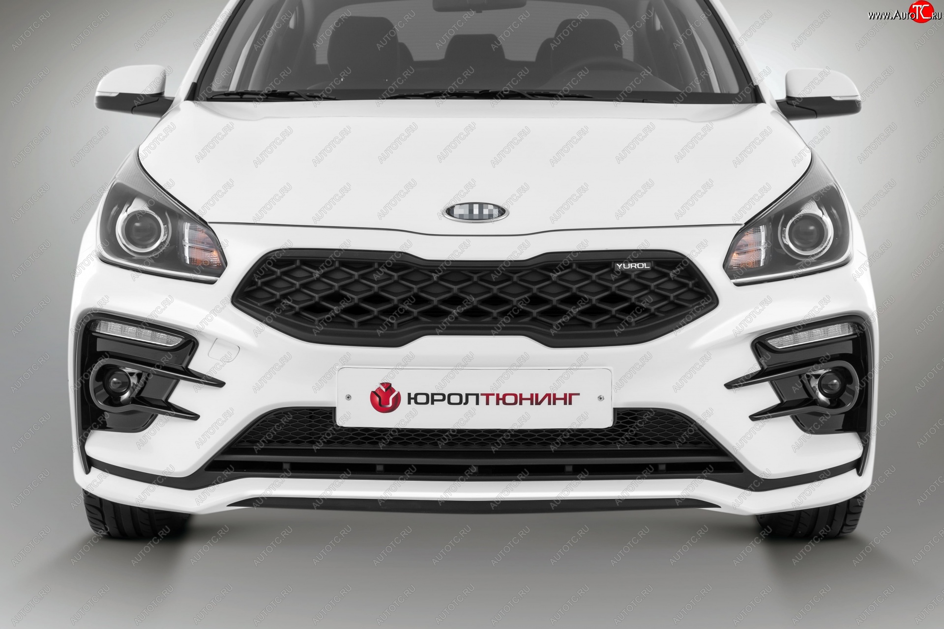 18 199 р. Передний бампер Kudos Romb  KIA Rio  4 FB (2016-2020) дорестайлинг седан (Под прямоугольные ДХО с ПТФ, Неокрашенный)  с доставкой в г. Воронеж