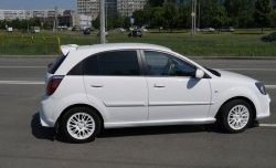 4 599 р. Комплект порогов Vita Dm  KIA Rio ( 2 JB,  4 FB) (2005-2025) дорестайлинг седан, дорестайлинг, хэтчбэк 5 дв., рестайлинг, хэтчбэк 5 дв., рестайлинг седан (Неокрашенные)  с доставкой в г. Воронеж. Увеличить фотографию 9