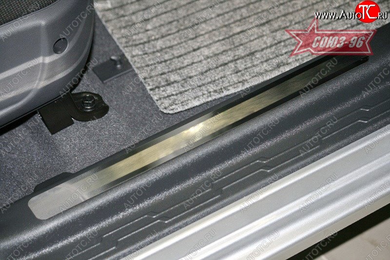 2 564 р. Накладки на пластик внутренних порогов Souz-96 KIA Soul AM дорестайлинг (2008-2011)  с доставкой в г. Воронеж