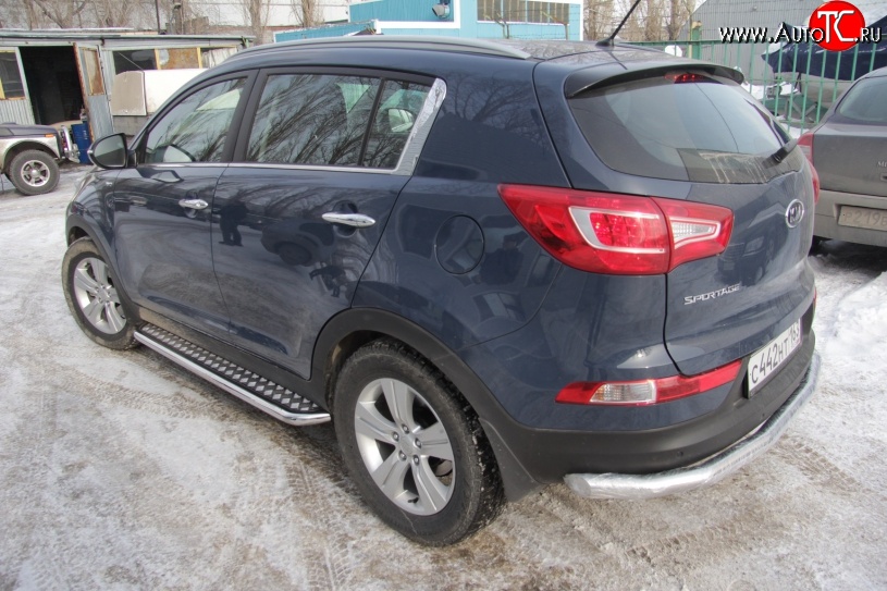 9 299 р. Защита порогов из труб d51 с листом Petroil Tuning  KIA Sportage  3 SL (2010-2016) дорестайлинг, рестайлинг (Нержавеющая полированная сталь)  с доставкой в г. Воронеж