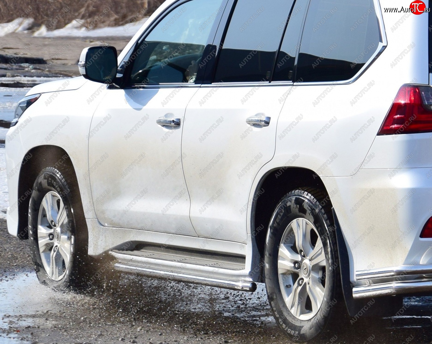 18 689 р. Защита порогов из трубы Ø51 Petroil Tuning Lexus LX450d J200 2-ой рестайлинг (2015-2022) (Нержавеющая полированная сталь)  с доставкой в г. Воронеж