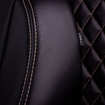 7 199 р. Чехлы для сидений Lord Autofashion Турин Ромб (экокожа, спинка и сиденье 60/40, подлокотник, 3 Г-образных подголовника)  Lifan X60 (2011-2025) дорестайлинг, 1-ый рестайлинг, 2-ой рестайлинг (Черный, вставка черная, строчка бежевая)  с доставкой в г. Воронеж. Увеличить фотографию 4