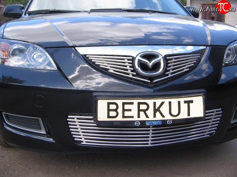 5 399 р. Декоративная вставка воздухозаборника Berkut Mazda 3/Axela BK дорестайлинг седан (2003-2006)  с доставкой в г. Воронеж