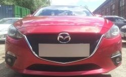 2 599 р. Сетка в решетку радиатора (с парктроником) Russtal Mazda 3/Axela BM дорестайлинг седан (2013-2016) (черная)  с доставкой в г. Воронеж. Увеличить фотографию 1