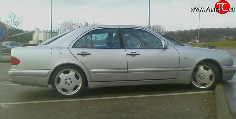 4 499 р. Комплект порогов AMG E45 Mercedes-Benz E-Class W210 дорестайлинг седан (1996-1999) (Неокрашенные)  с доставкой в г. Воронеж