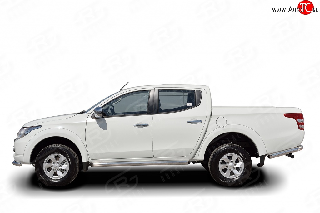 77 999 р. Защита порогов из круглой трубы диаметром 76 мм (рестайлинг) Russtal Mitsubishi L200 5 KK,KL дорестайлинг (2015-2019) (Защита порогов с со скосами на торцах (вариант 1))  с доставкой в г. Воронеж