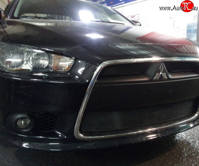 2 759 р. Сетка на бампер Russtal (дорестайлинг) Mitsubishi Lancer 10 CY седан рестайлинг (2011-2017)  с доставкой в г. Воронеж