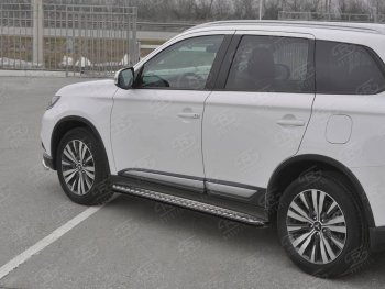 22 999 р. Порожки для ног SLITKOFF (Ø42 мм)  Mitsubishi Outlander  GF (2018-2022) 3-ий рестайлинг (Лист алюминиевый, труба - сталь окрашенная в черный цвет)  с доставкой в г. Воронеж. Увеличить фотографию 1