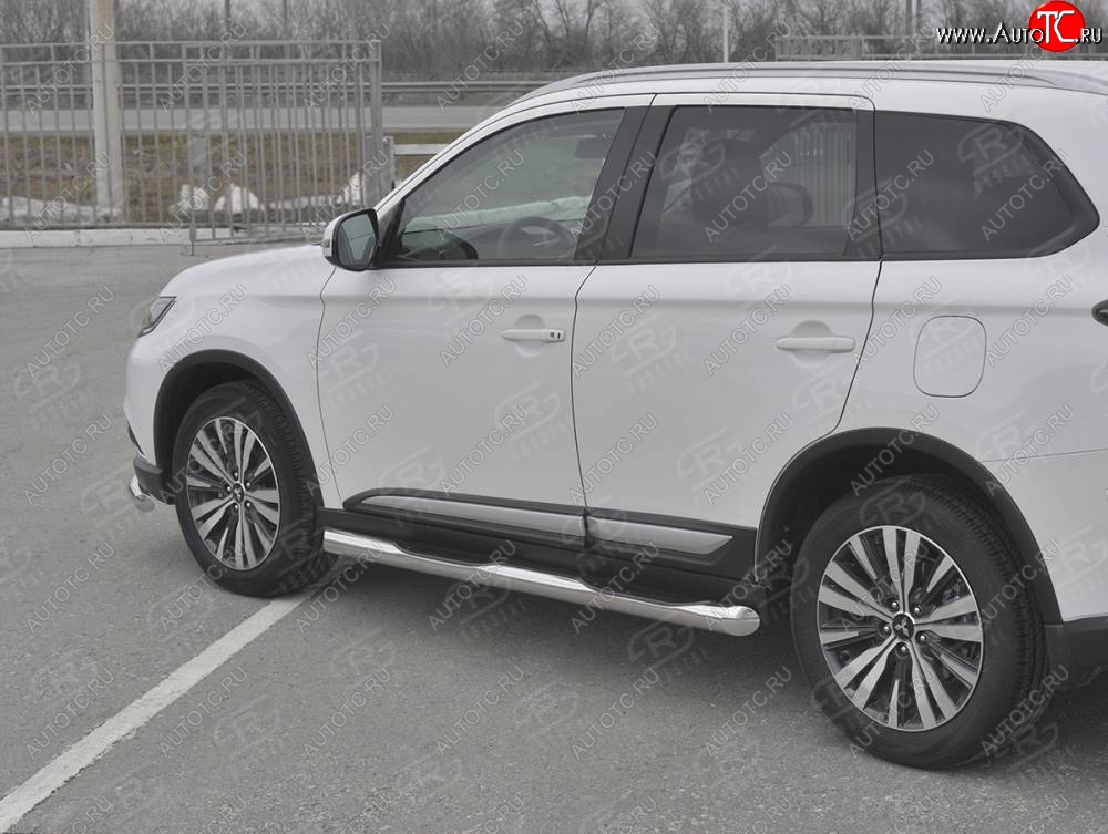 24 549 р. Защита порогов (Ø76 мм с проступью, нержавейка) SLITKOFF  Mitsubishi Outlander  GF (2018-2022) 3-ий рестайлинг (Металлические торцы под 45°)  с доставкой в г. Воронеж