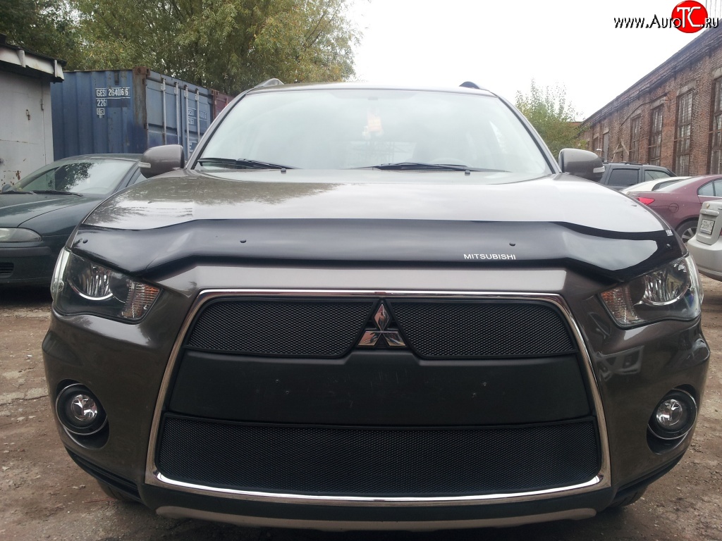 2 899 р. Сетка на бампер Russtal (черная) Mitsubishi Outlander XL (CW)  рестайлинг (2010-2013)  с доставкой в г. Воронеж