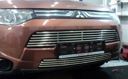 3 899 р. Нижняя декоративная вставка воздухозаборника Berkut Mitsubishi Outlander GF дорестайлинг (2012-2014)  с доставкой в г. Воронеж. Увеличить фотографию 1