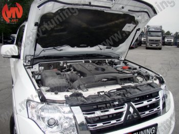 4 099 р. Упор капота MV-Tuning (двойной)  Mitsubishi Pajero ( 4 V90,  4 V80) (2006-2020) дорестайлинг, дорестайлинг, 1-ый рестайлинг, 3 дв. 1-ый рестайлинг, 2-ой рестайлинг  с доставкой в г. Воронеж. Увеличить фотографию 1