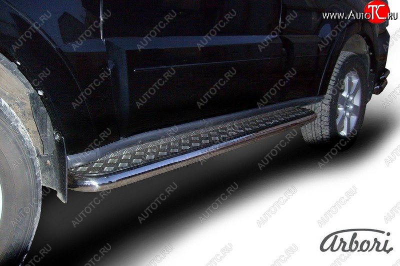 18 269 р. Защита штатных порогов с листом Arbori (нержавейка, алюминий, d57) Mitsubishi Pajero 4 V90 2-ой рестайлинг (2014-2020)  с доставкой в г. Воронеж