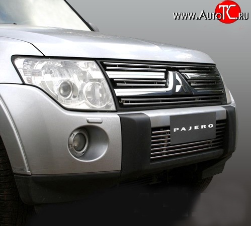 5 799 р. Декоративная вставка воздухозаборника дорестайлинг Berkut Mitsubishi Pajero 4 V80 дорестайлинг (2006-2011)  с доставкой в г. Воронеж
