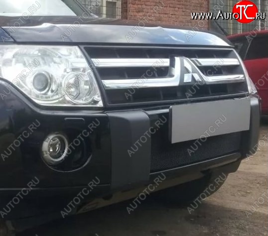 1 469 р. Защитная решётка в воздуховод автомобиля Russtal (черная) Mitsubishi Pajero 4 V90 дорестайлинг (2006-2011)  с доставкой в г. Воронеж