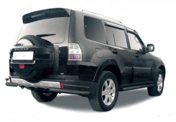 4 399 р. Защита заднего бампера (уголки, 2 трубы d76 и 42 mm)  Mitsubishi Pajero ( 4 V90,  4 V80) (2006-2020) дорестайлинг, дорестайлинг, 2-ой рестайлинг (сталь, черный цвет)  с доставкой в г. Воронеж. Увеличить фотографию 1