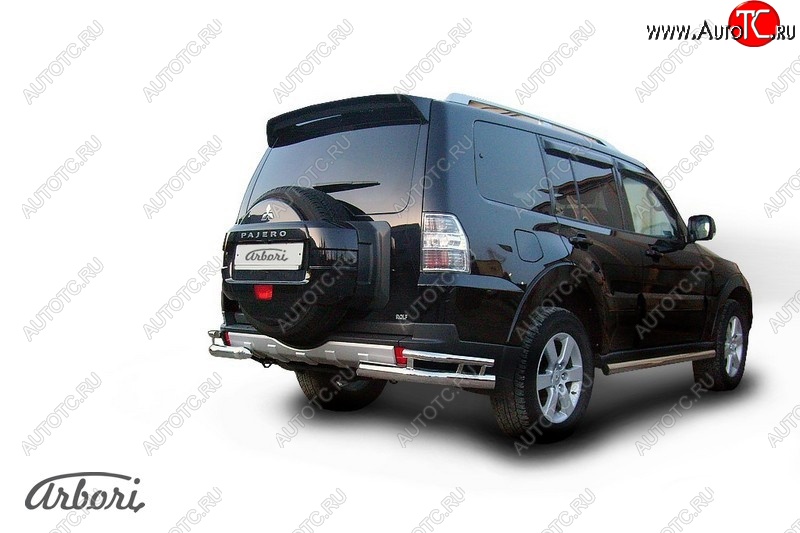 18 269 р. Защита заднего бампера Arbori (уголки, нержавейка, 2 труба d76 и 42 mm). Mitsubishi Pajero 4 V90 2-ой рестайлинг (2014-2020)  с доставкой в г. Воронеж