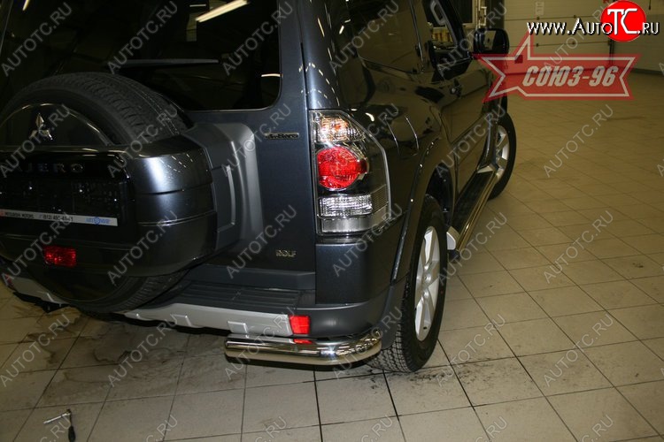 13 454 р. Защита заднего бампера Souz-96 (d76 уголки) Mitsubishi Pajero 4 V80 дорестайлинг (2006-2011)  с доставкой в г. Воронеж