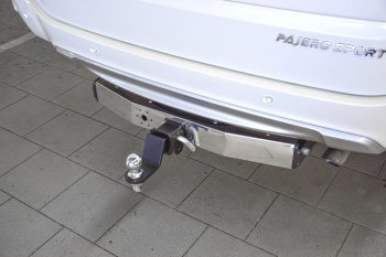 20 299 р. Фаркоп PT GROUP /съемный квадрат/ с НЕРЖ накладкой MITSUBISHI Pajero Sport 2008-2020   Mitsubishi Pajero Sport  QE (2015-2021) дорестайлинг  с доставкой в г. Воронеж. Увеличить фотографию 2