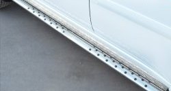 Защита порогов с круглыми вставками для ног из овальной трубы диаметром 75x42 мм (рестайлинг) Russtal Mitsubishi Pajero Sport PB дорестайлинг (2008-2013)