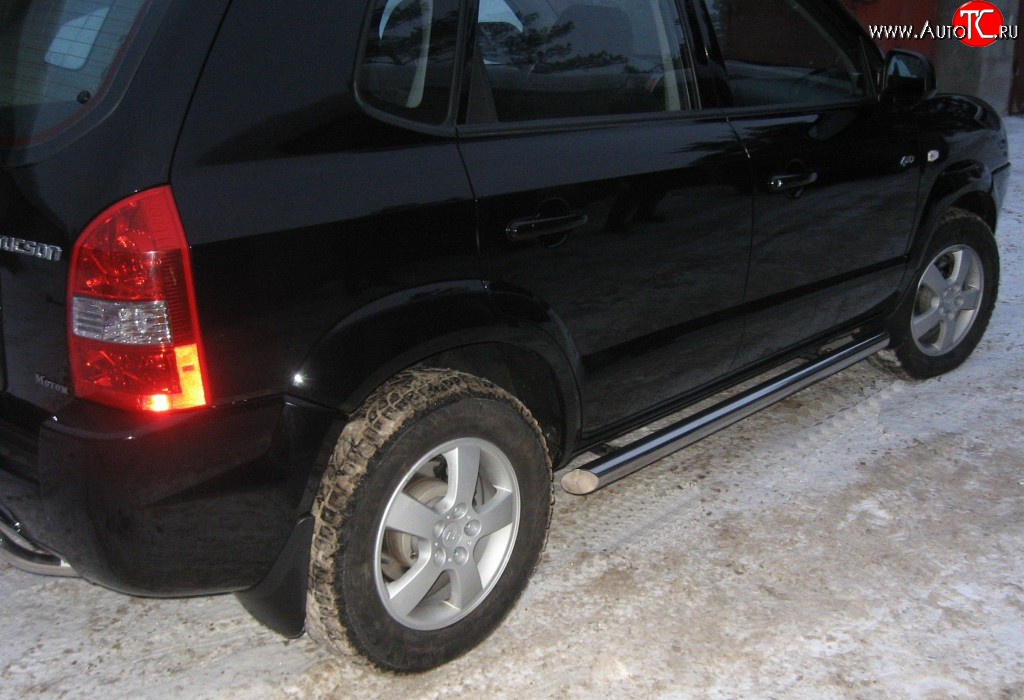 70 999 р. Защита порогов из круглой трубы диаметром d63 мм Russtal Hyundai Tucson JM (2004-2010) (Защита порогов с со скосами на торцах (вариант 1))  с доставкой в г. Воронеж