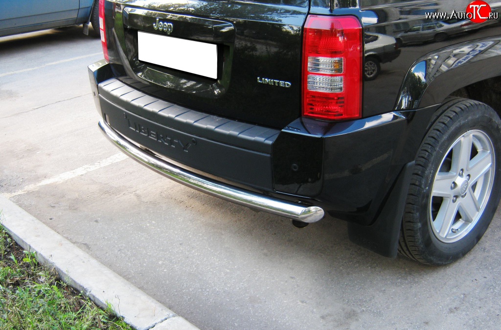 12 349 р. Защита заднего бампера (Ø76 мм, нержавейка) Russtal Jeep Liberty KJ дорестайлинг (2001-2004)  с доставкой в г. Воронеж