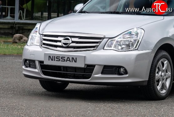 4 599 р. Передний бампер с правой заглушкой под крюк Стандартный Nissan Almera G15 седан (2012-2019) (Окрашенный)  с доставкой в г. Воронеж