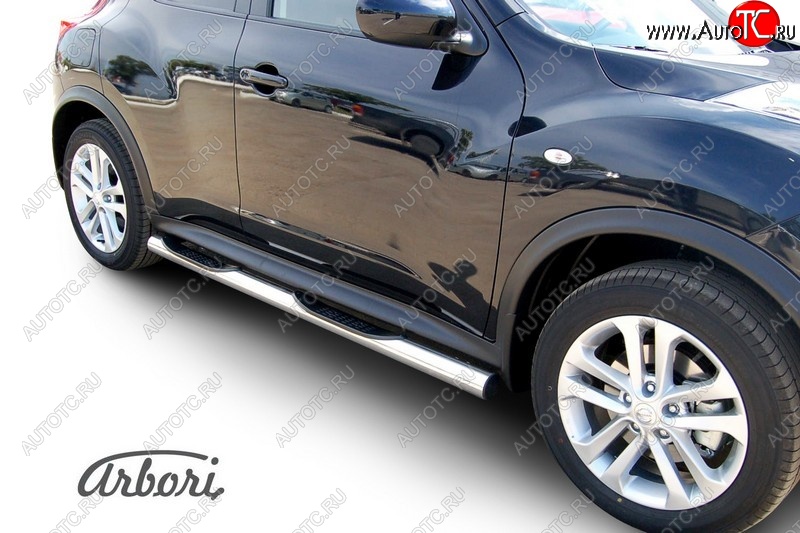 14 579 р. Защита штатных порогов 2WD Arbori (с проступью, нержавейка, d76 mm). Nissan Juke 1 YF15 рестайлинг (2014-2020)  с доставкой в г. Воронеж