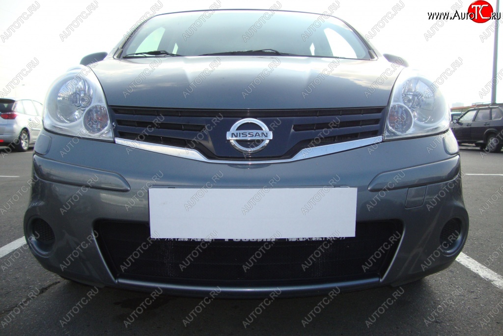 2 089 р. Сетка на бампер (рестайлинг) Russtal (черная) Nissan Note 1 E11 дорестайлинг (2004-2008)  с доставкой в г. Воронеж