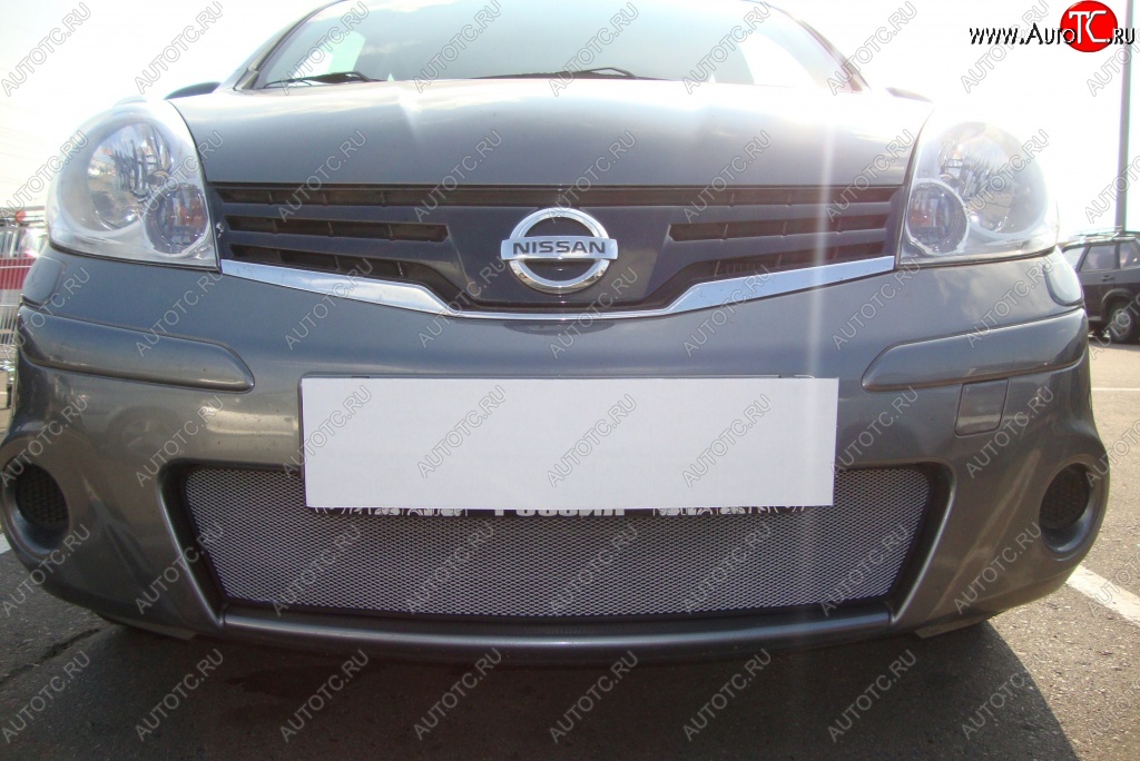 1 539 р. Сетка на бампер (рестайлинг) Russtal (хром) Nissan Note 1 E11 дорестайлинг (2004-2008)  с доставкой в г. Воронеж