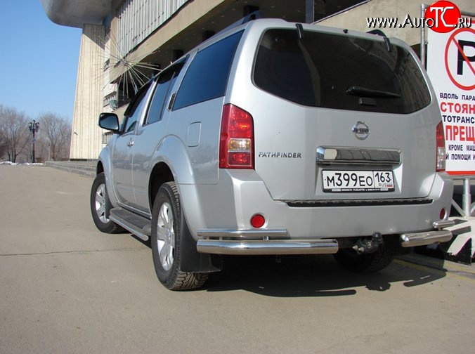 12 699 р. Защита заднего бампера углы d63 мм Металл Дизайн  Nissan Pathfinder  R51 (2004-2007) дорестайлинг (полированная нержавейка)  с доставкой в г. Воронеж