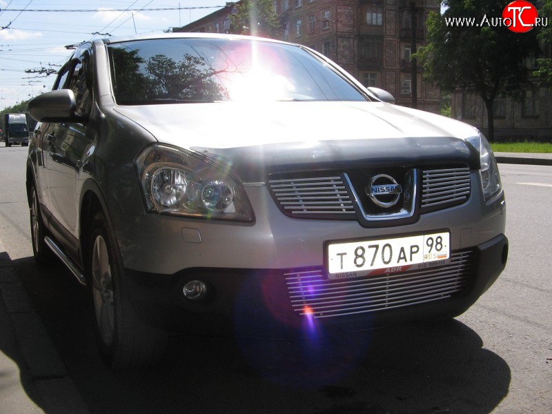 4 399 р. Декоративная вставка решетки радиатора Berkut Nissan Qashqai 1 дорестайлинг (2007-2010)  с доставкой в г. Воронеж