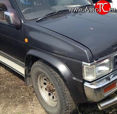 8 799 р. Передние пластиковые крылья Standart Nissan Terrano WD21 дорестайлинг (1985-1995)  с доставкой в г. Воронеж